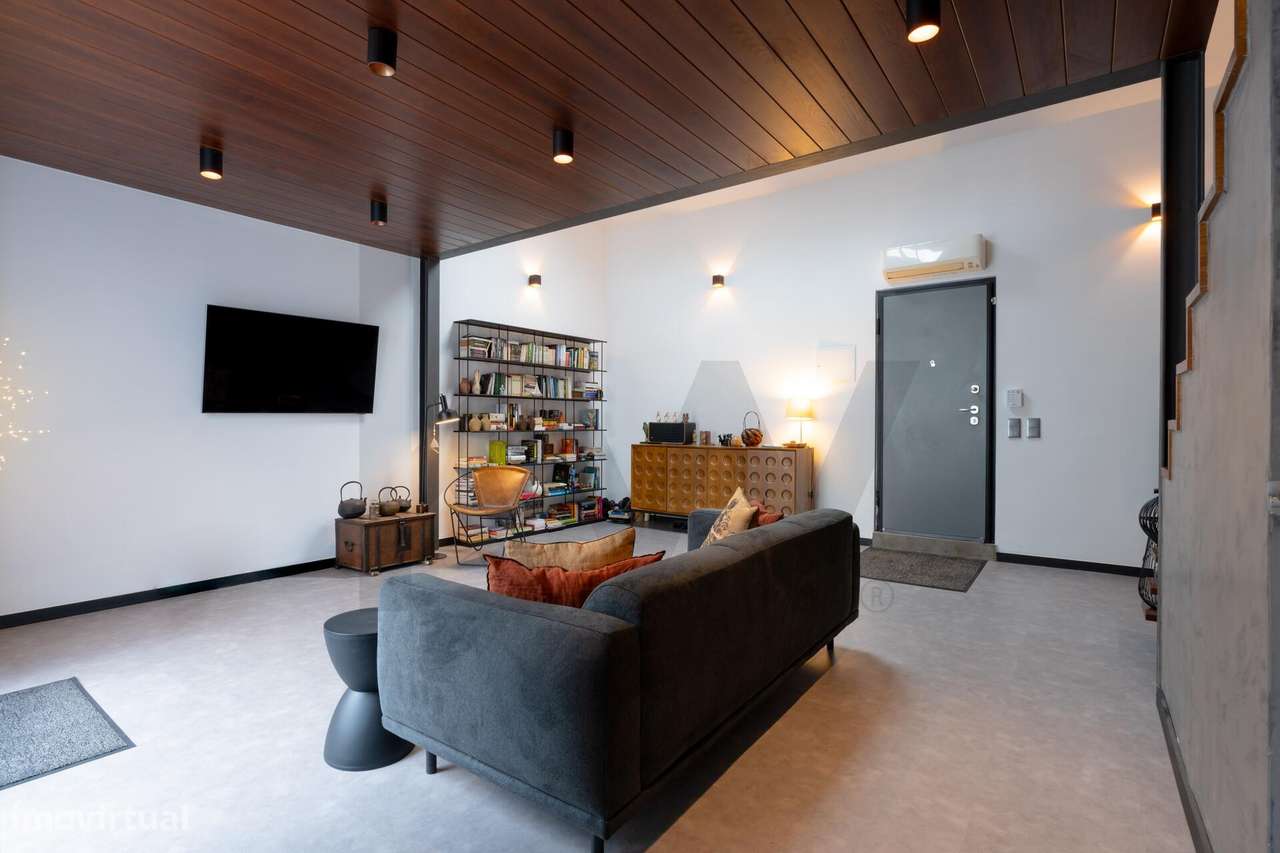 Loft T1 com espaço exterior em Algés - Grande imagem: 4/35