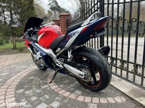 Honda CBR - 8