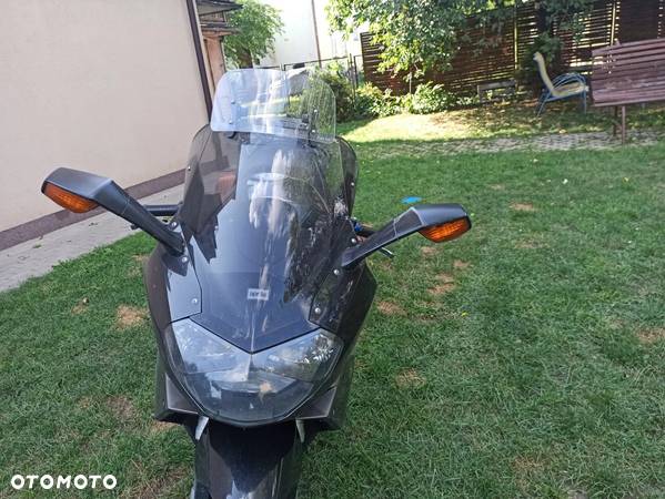 Aprilia RST - 11