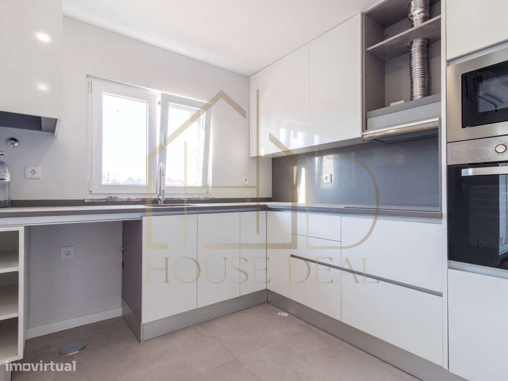 NOVO!!! Apartamento T2 com varanda e arrecadação. Quinta do Conde - Grande imagem: 4/24