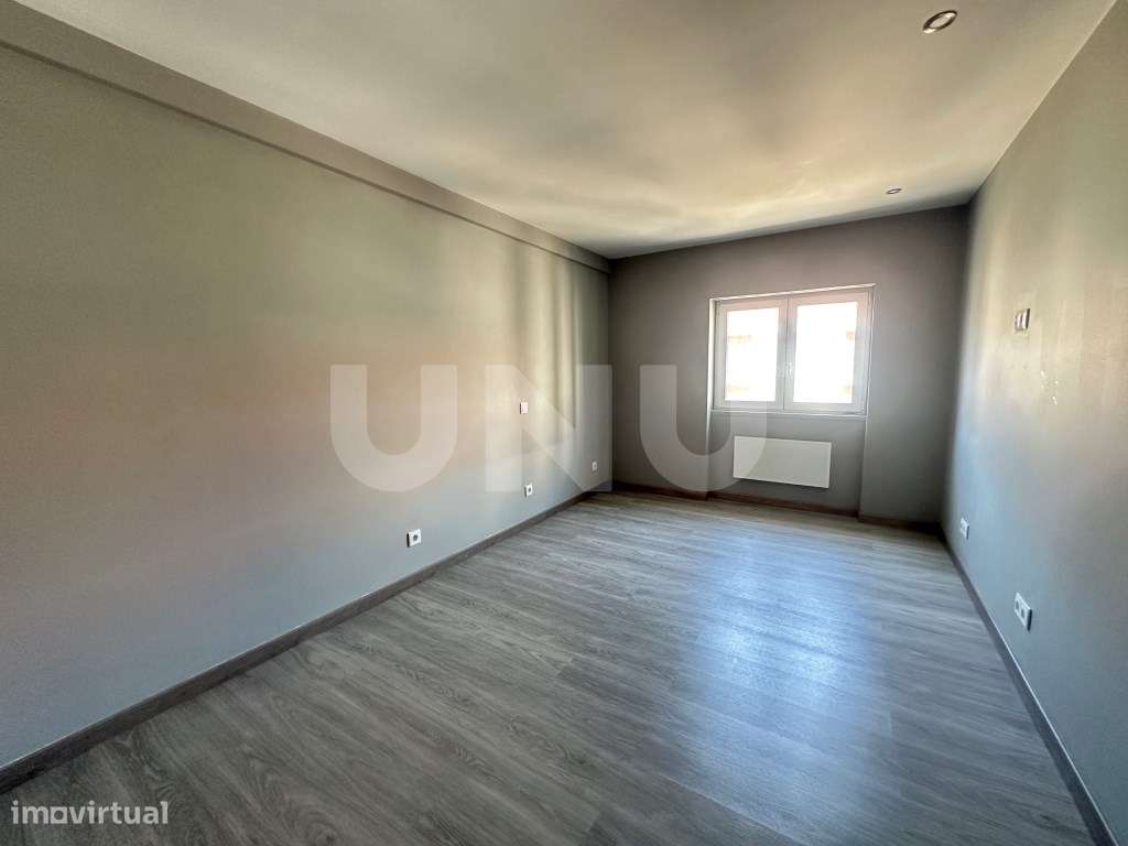 Apartamento T3 - Junto à Rotunda Europa-24