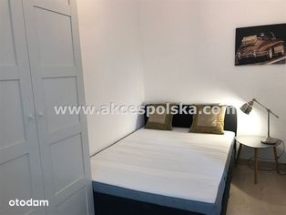 Piekna Kamienica, Wysokie 3,7 M, Balkon