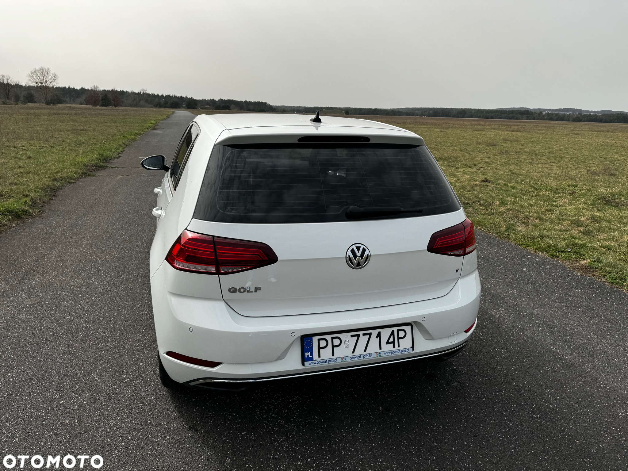 Volkswagen Golf 1.0 TSI (BlueMotion Technology) Trendline - 4