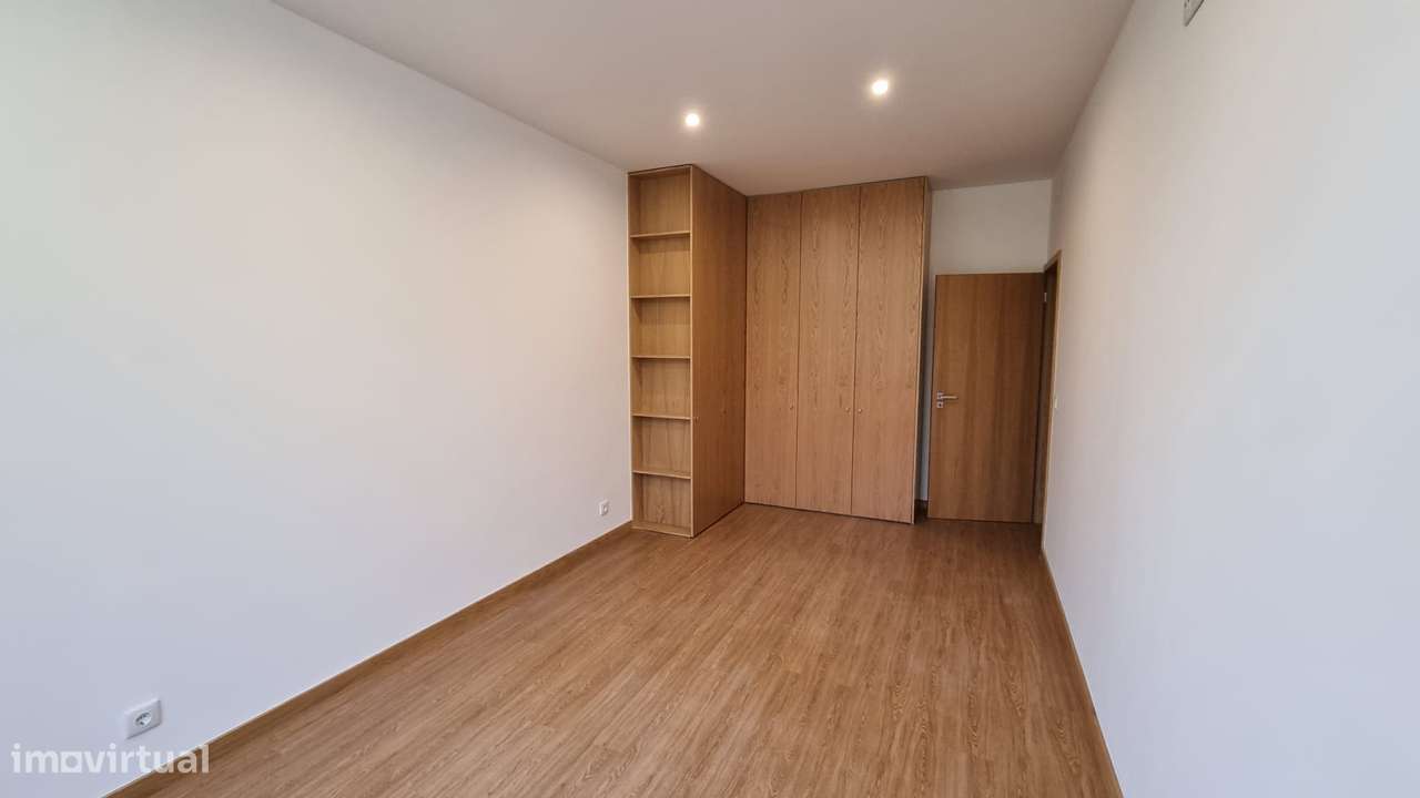 Apartamento T3+1 - Custoias - NOVO-5