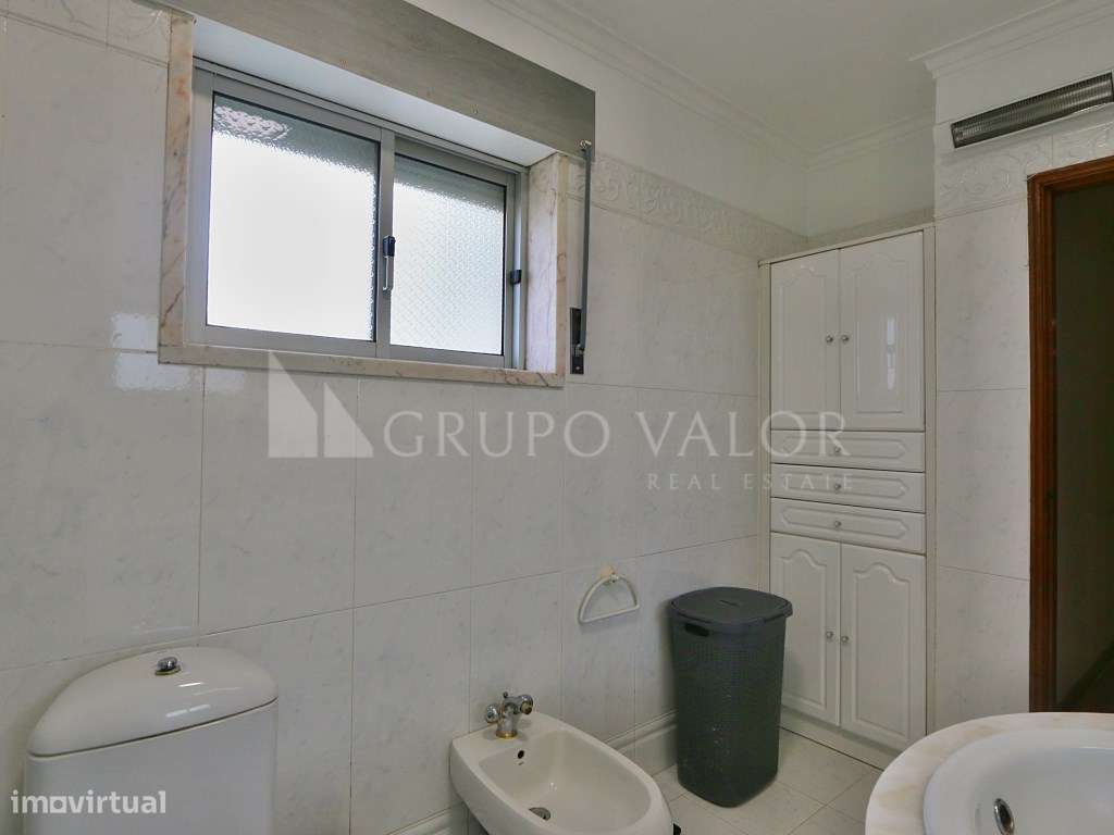 Apartamento T3 com arrecadação, Cabeço da Fonte, Algueirão-28