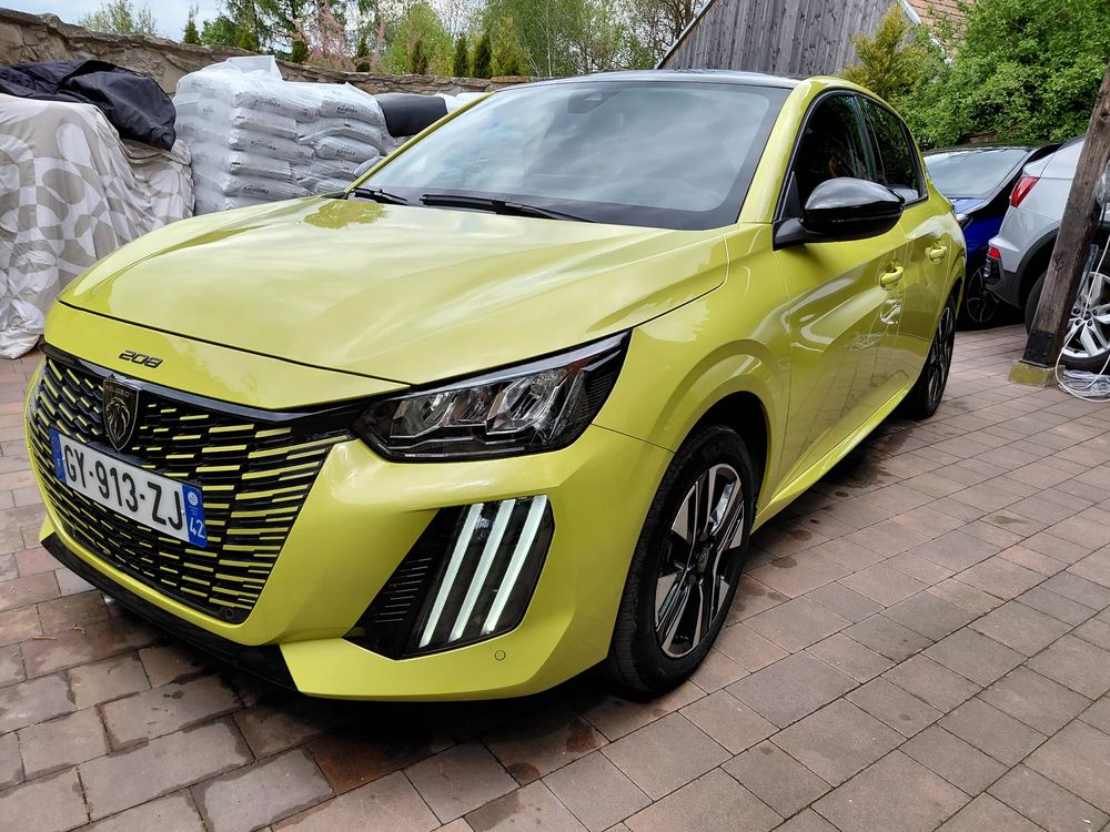Peugeot 208 II Elektromotor 136 GT 2024