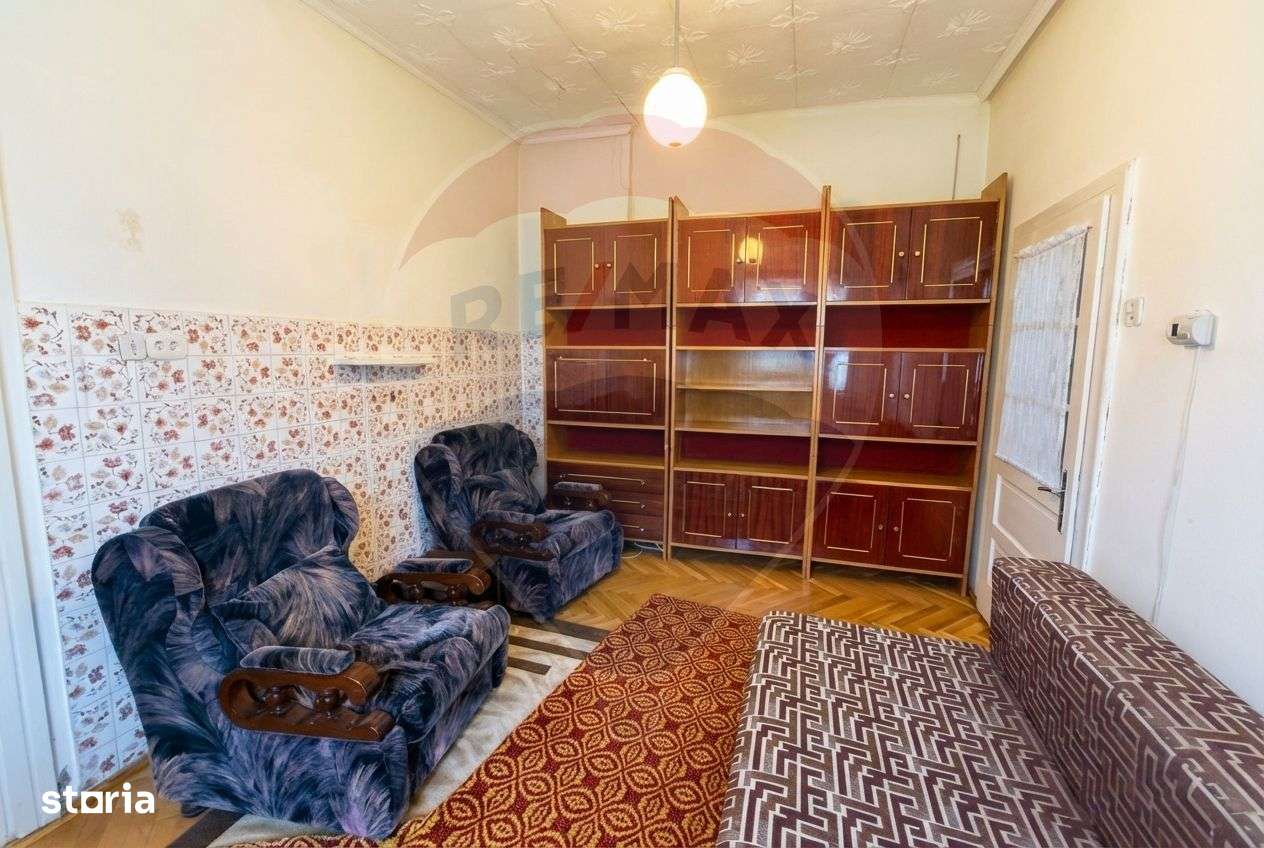 Casă cu 3 camere de vânzare pe str. Fabricii-8