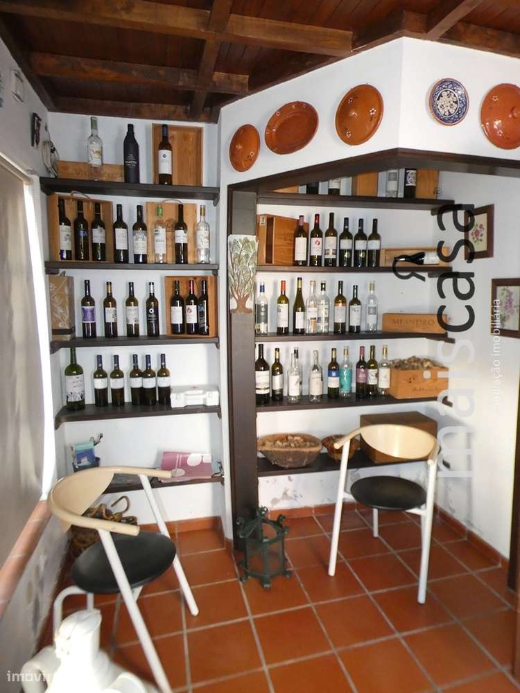 Herdade com Habitações, Piscina, Turismo, Canil e Campo de Jogos !-23