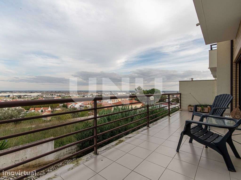 Moradia T4 na Castanheira do Ribatejo, Vila Franca de Xira!-15