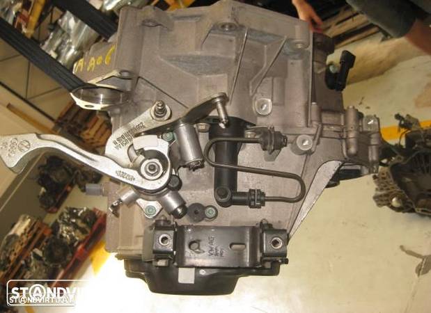 Caixa de Velocidade Seat Ibiza 1.4 16V 2006 - 2