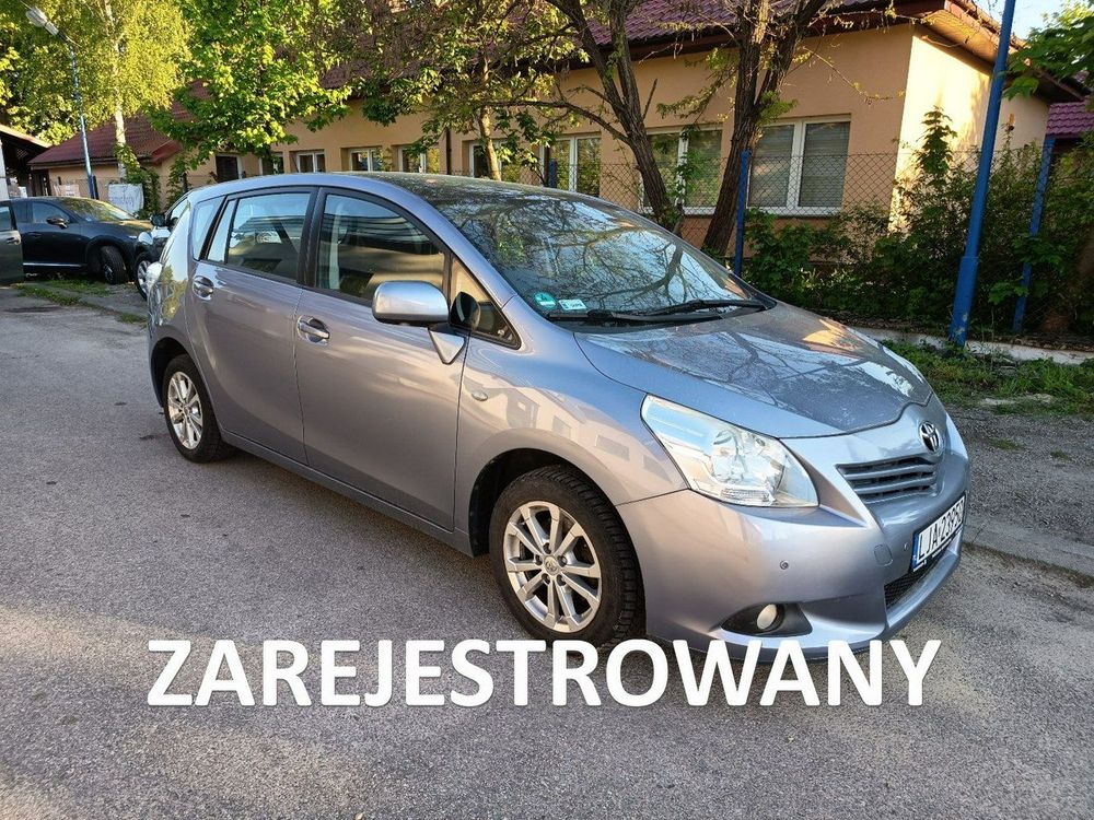 Toyota Verso 2011