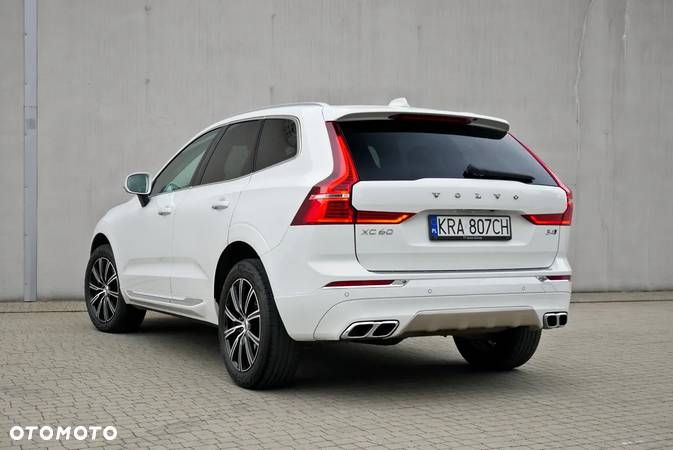 Volvo XC 60 B4 D AWD Inscription - 4