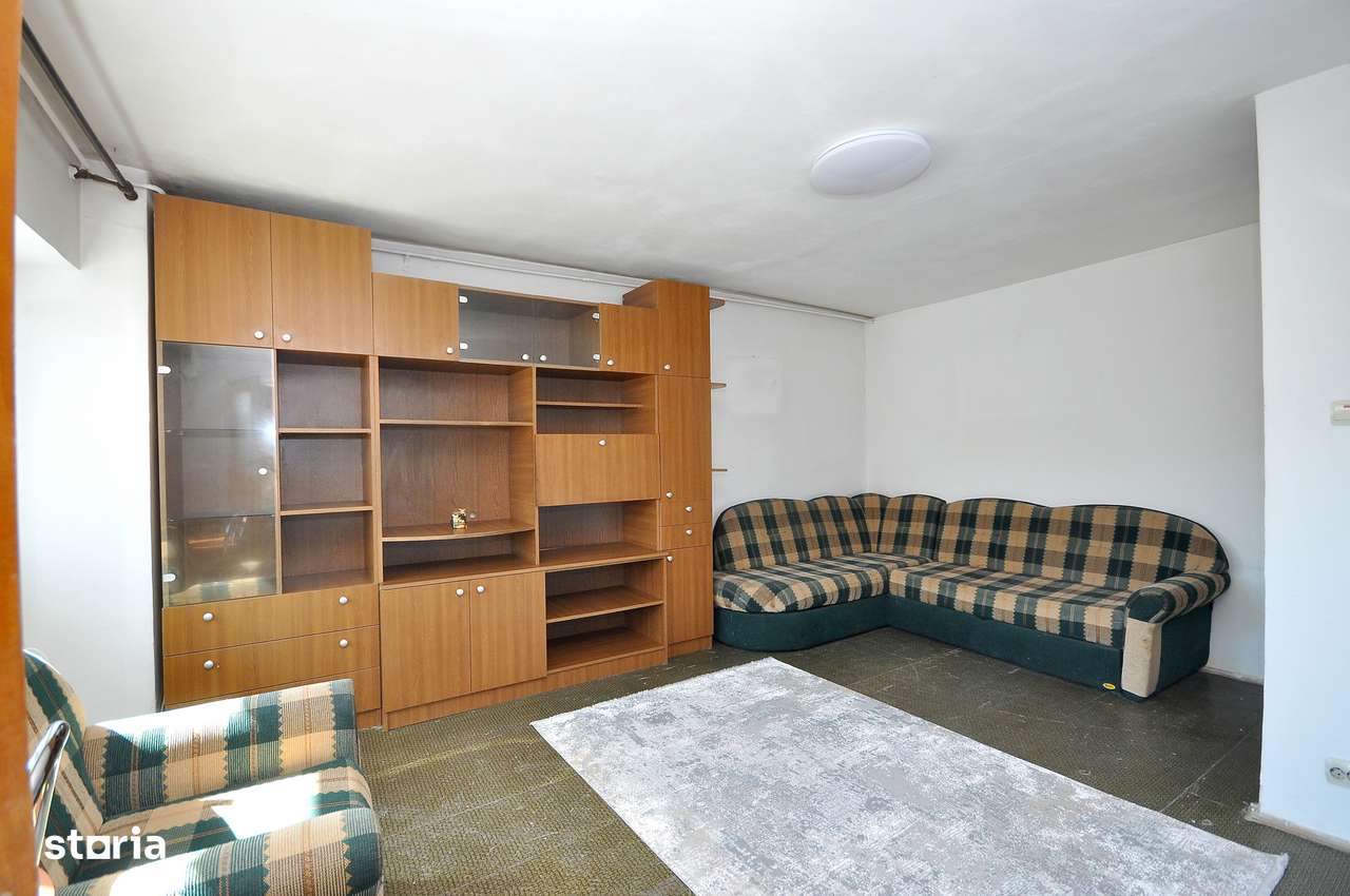 Militari Lujerului metrou garsoniera decomandata 40 mp bloc din 1989-2