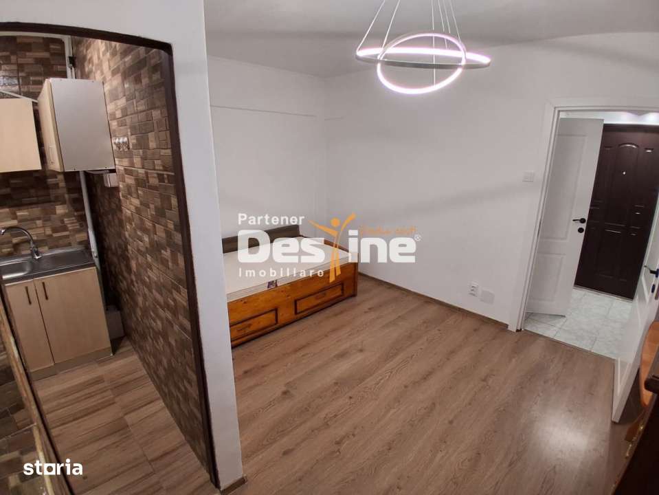 Garsoniera 25 mp, etaj 1/4 – mobilata si utilata, zona Frumoasa - Imagine principală: 4/8