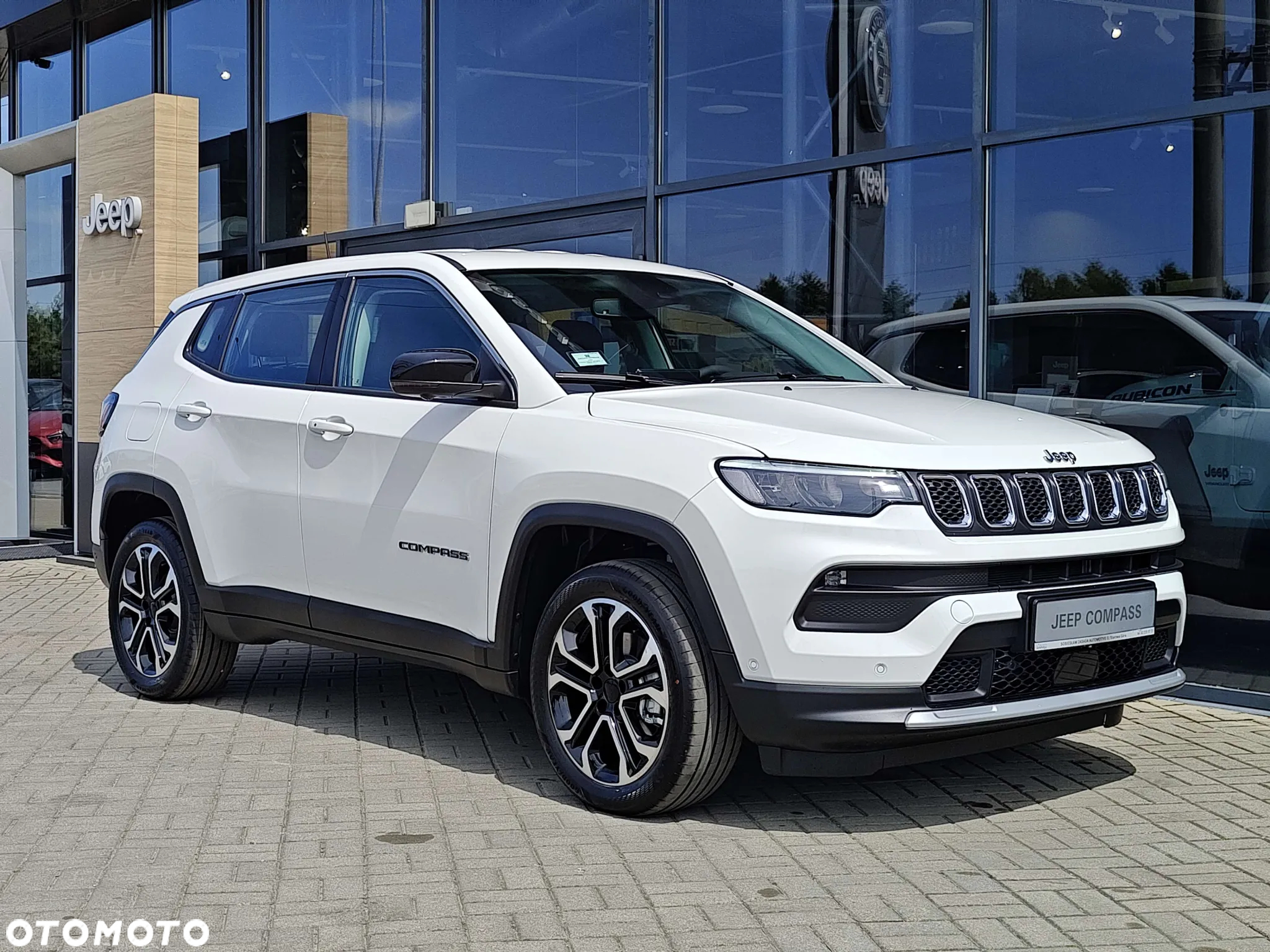 Jeep Compass - 4