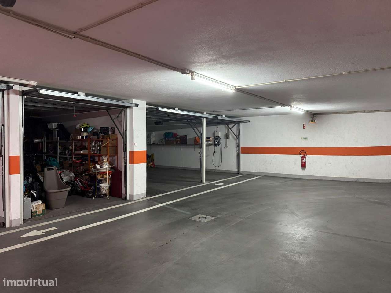 Apartamento duplex T4 com 3  garagens-41