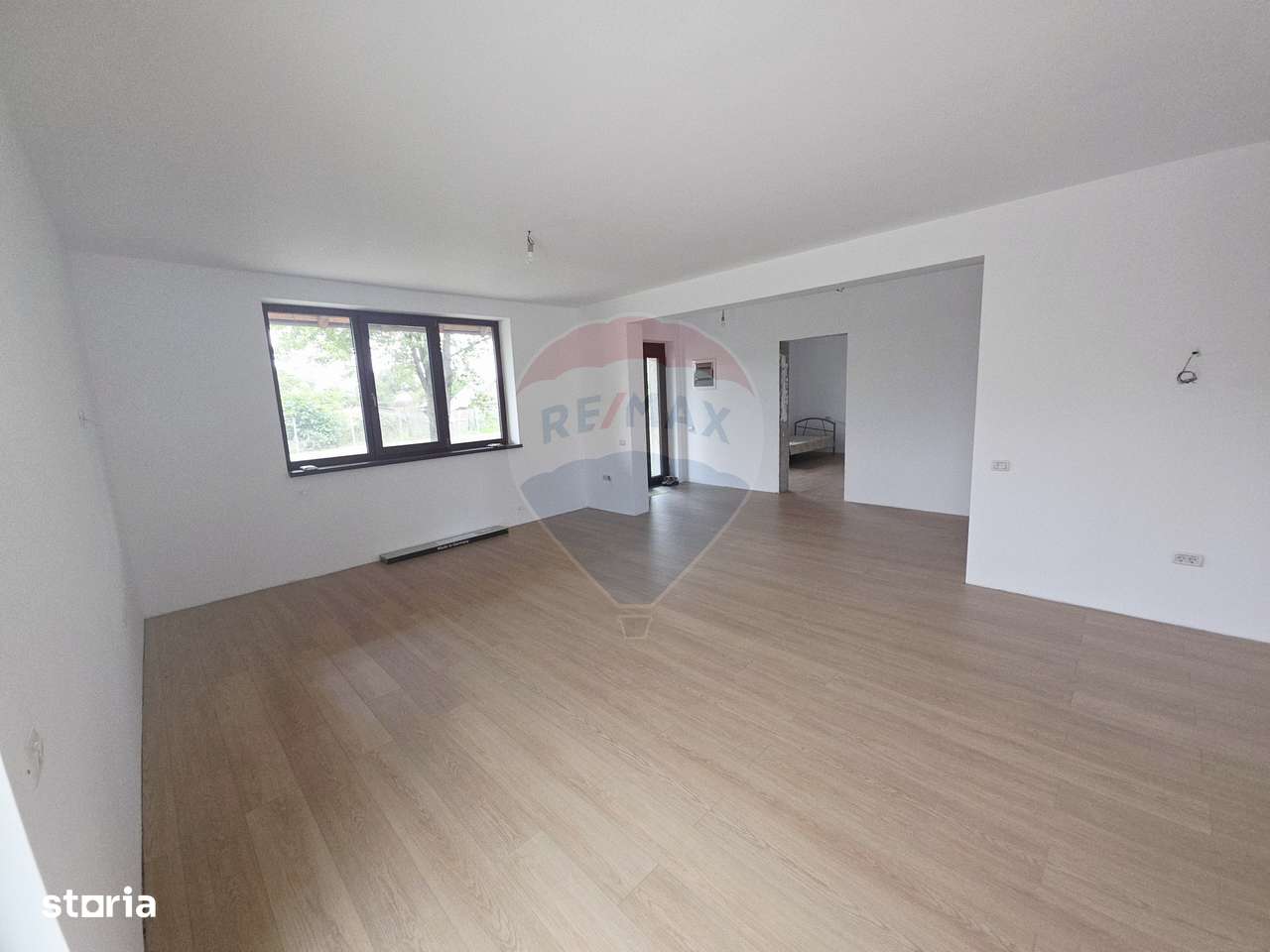 Casă cu livadă și teren generos – Girov - Imagine principală: 4/20