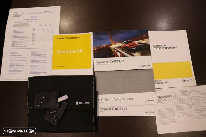 Renault Captur 1.5 dCi Exclusive EDC - 39