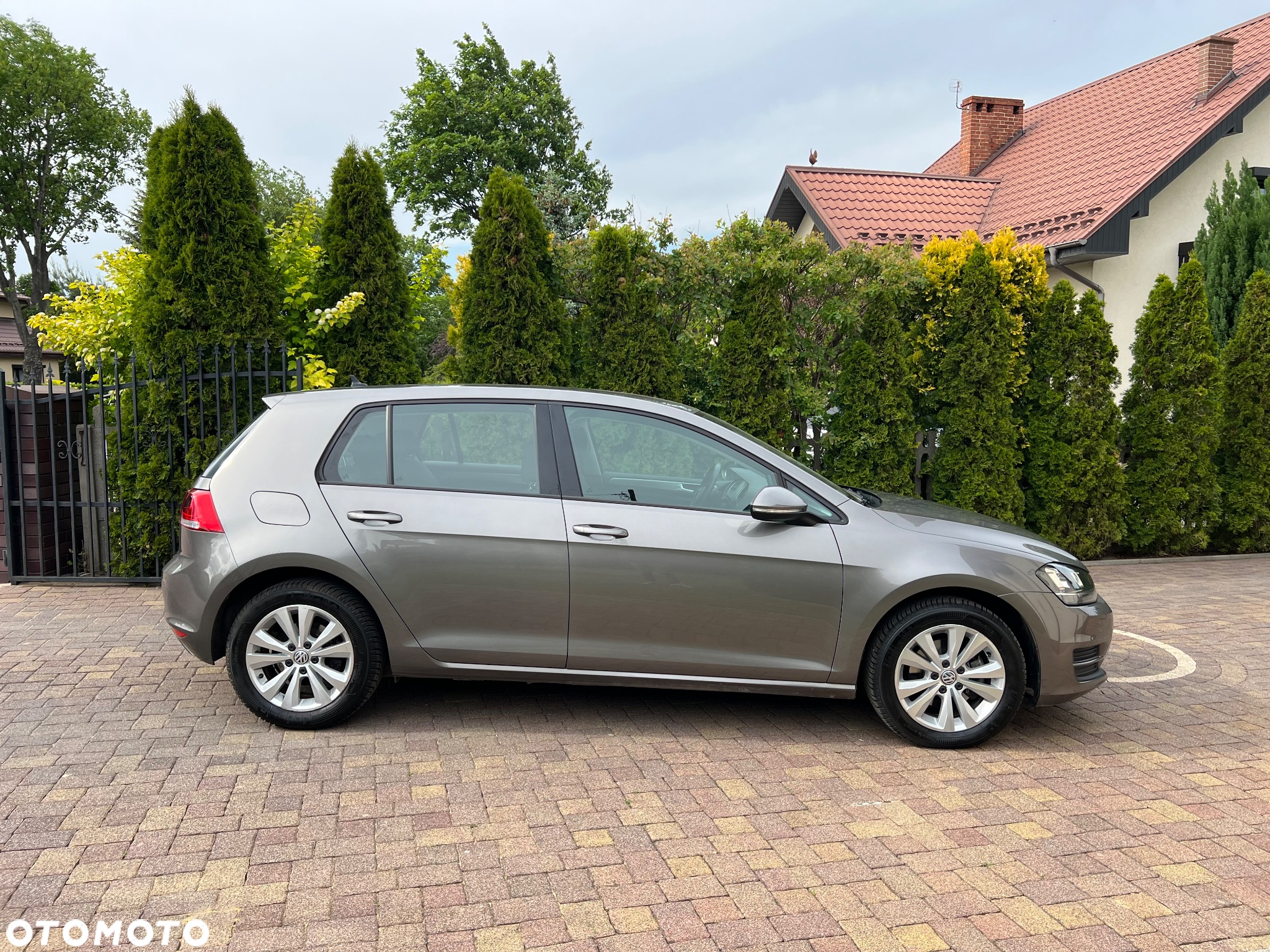 Volkswagen Golf VII 1.4 TSI BMT Comfortline - 24