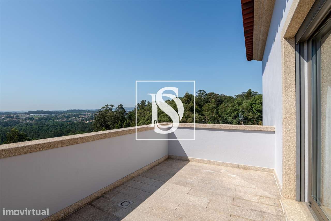 Moradia T4 Venda em Santo Tirso, Couto (Santa Cristina e São Miguel) e-50