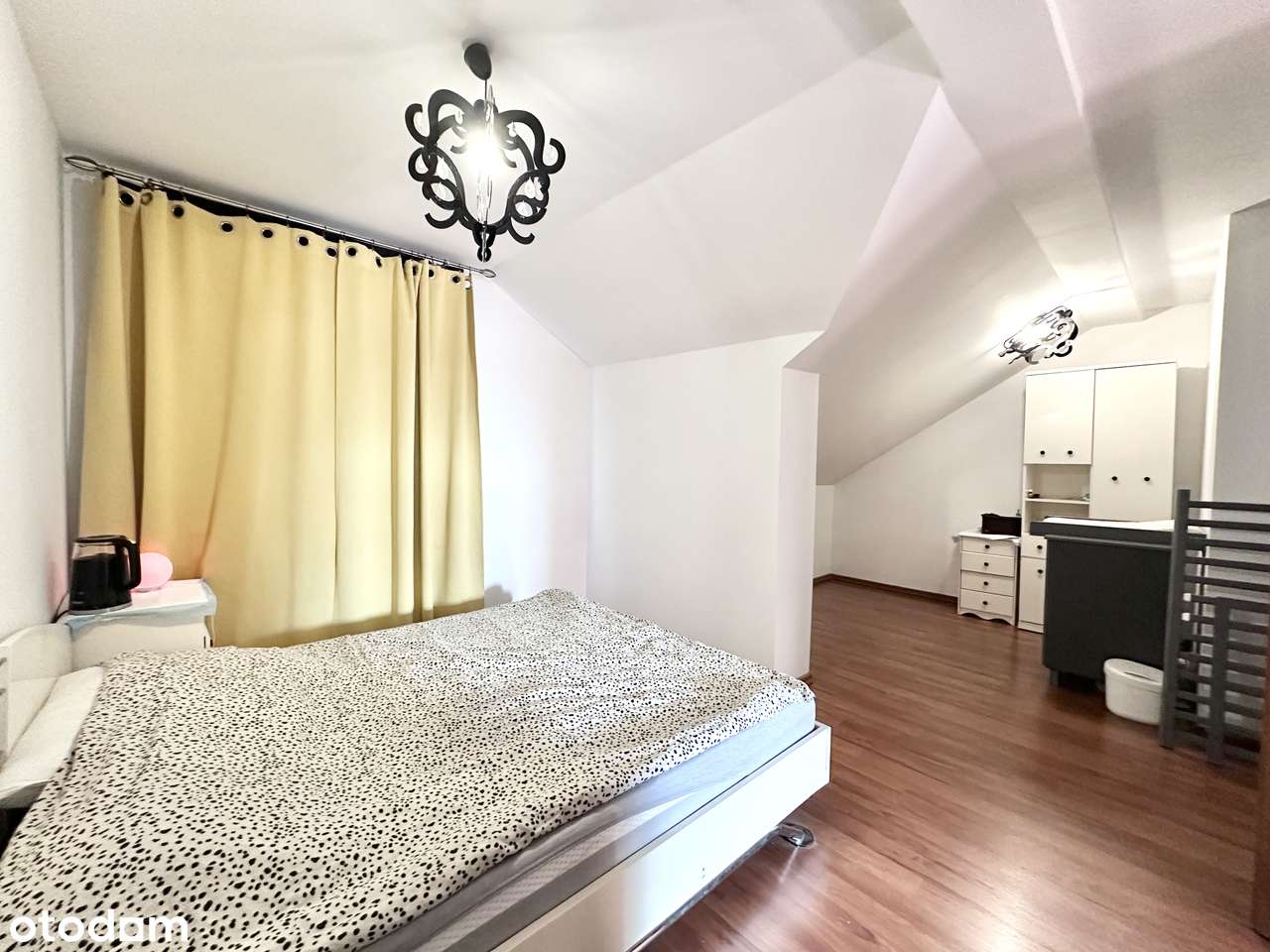 ZŁOTA PODKOWA  NOWOŚĆ, MIESZKANIE DWUPOZIOMOWE 5 POKOI-13