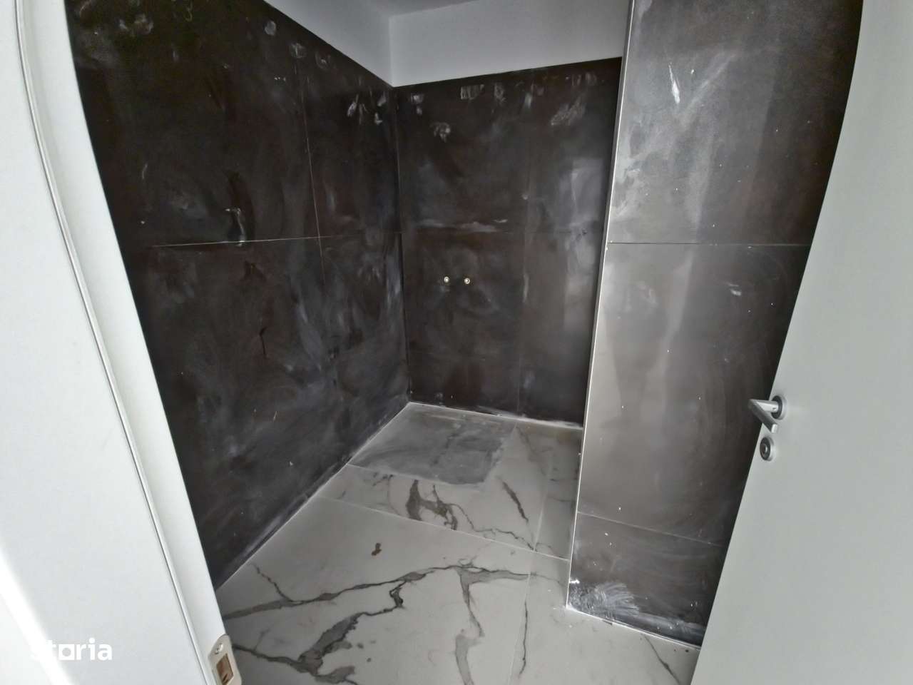 Tomis Plus 2 camere 66 mp et. 3 lift încălzire pardoseală la cheie - Imagine principală: 4/8