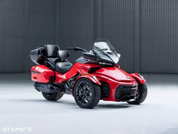 Can-Am Spyder - 14