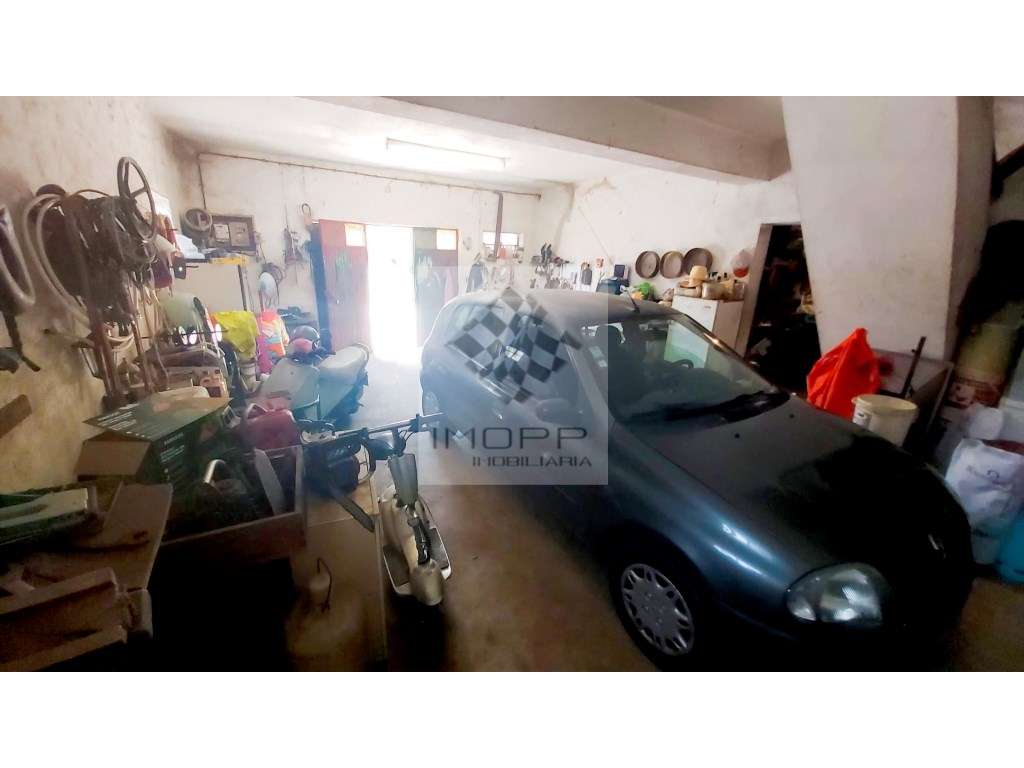 Fabulosa propriedade na zona centro do país com mais de 4.000m2 e m...-26