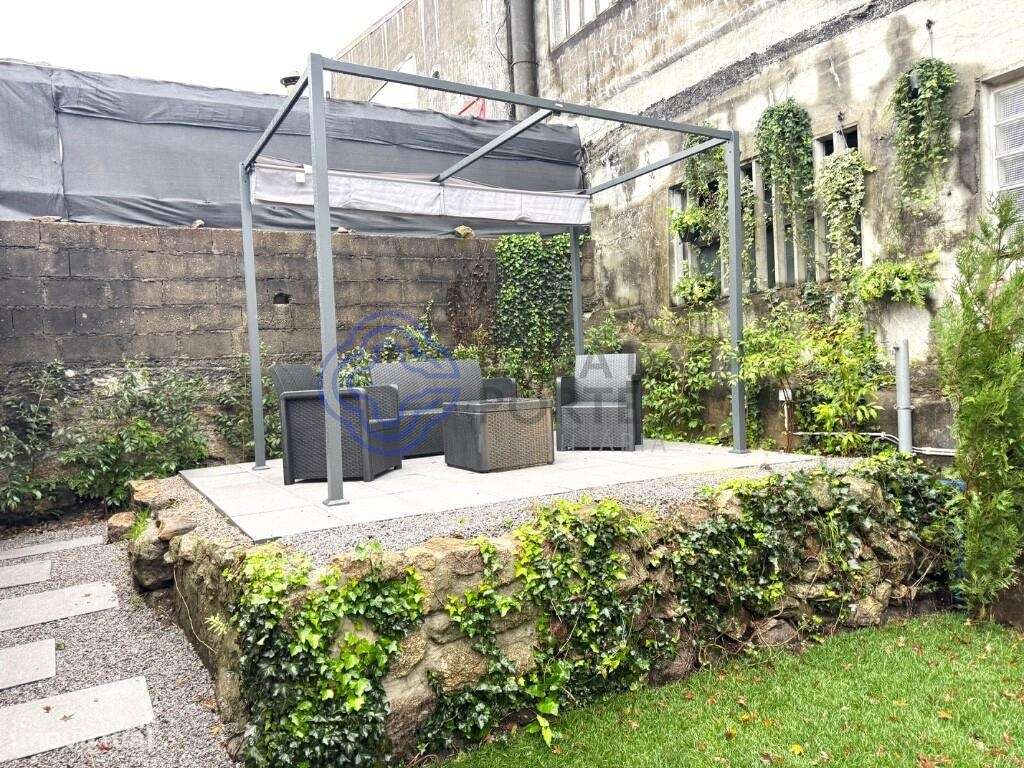 Moradia T1 + 1 Renovada com Jardim a 1 min da Av. Fernão Magalhães e 5 - Grande imagem: 4/19