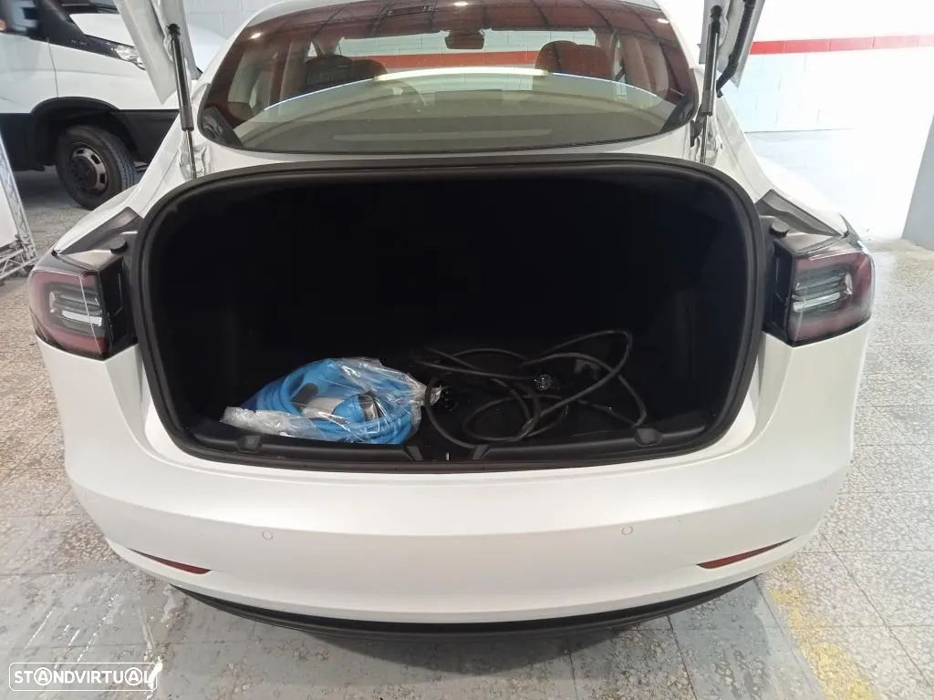 Tesla Model 3 Standard RWD Plus - 6