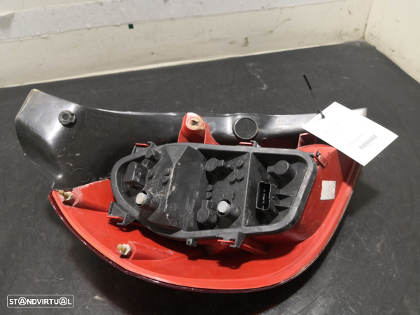 Farolim Stop Dto Renault Clio Iii (Br0/1, Cr0/1) - 4