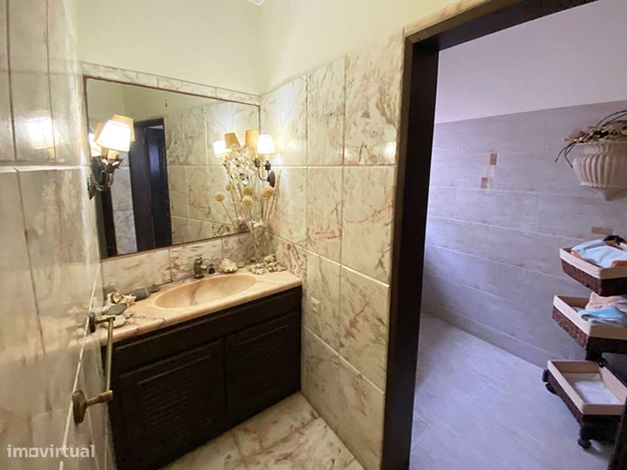 Grande moradia T5+1, piscina, jardim, garagem, sótão e anexo, Peniche-7