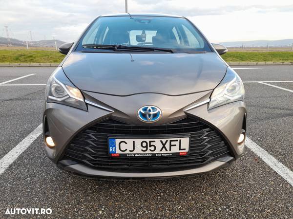 Toyota Yaris 1.5 VVT-i HSD Terra - 3