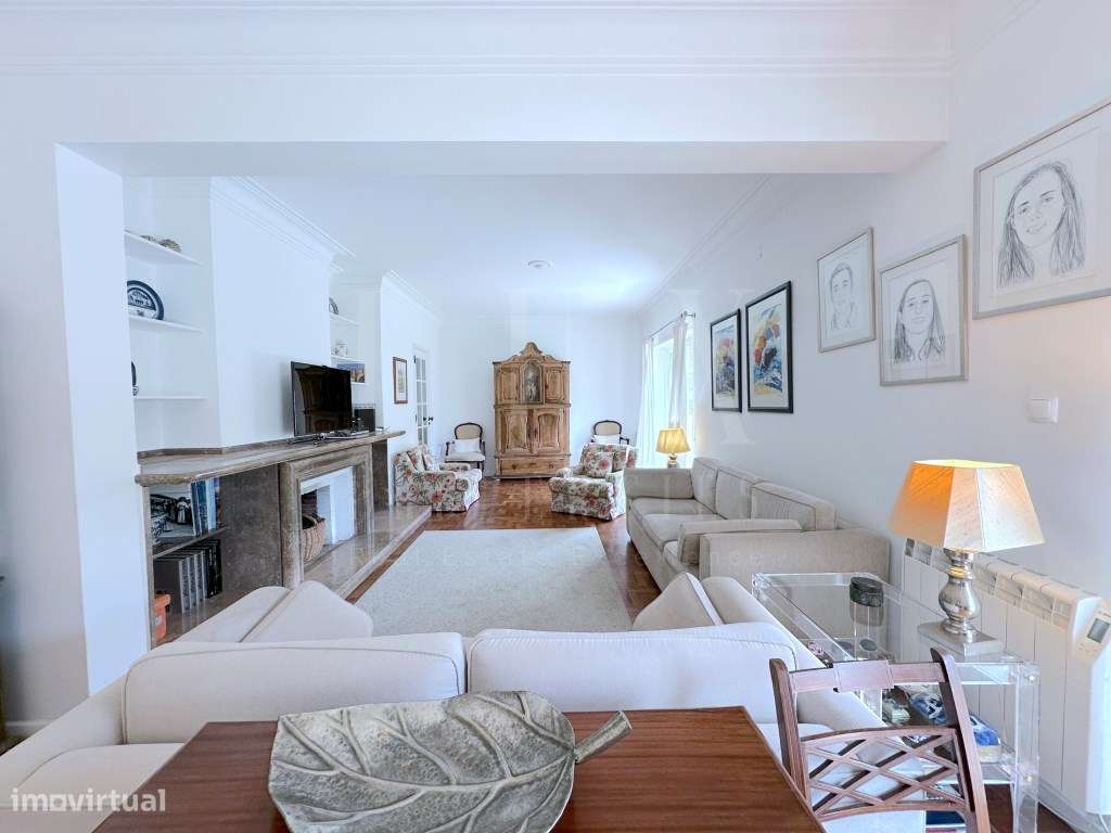 MORADIA DE CHARME EM LOCALIZAÇÃO NOBRE DE CASCAIS-12