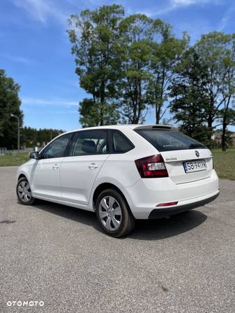 Skoda RAPID 1.6 TDI DPF Ambition - 28