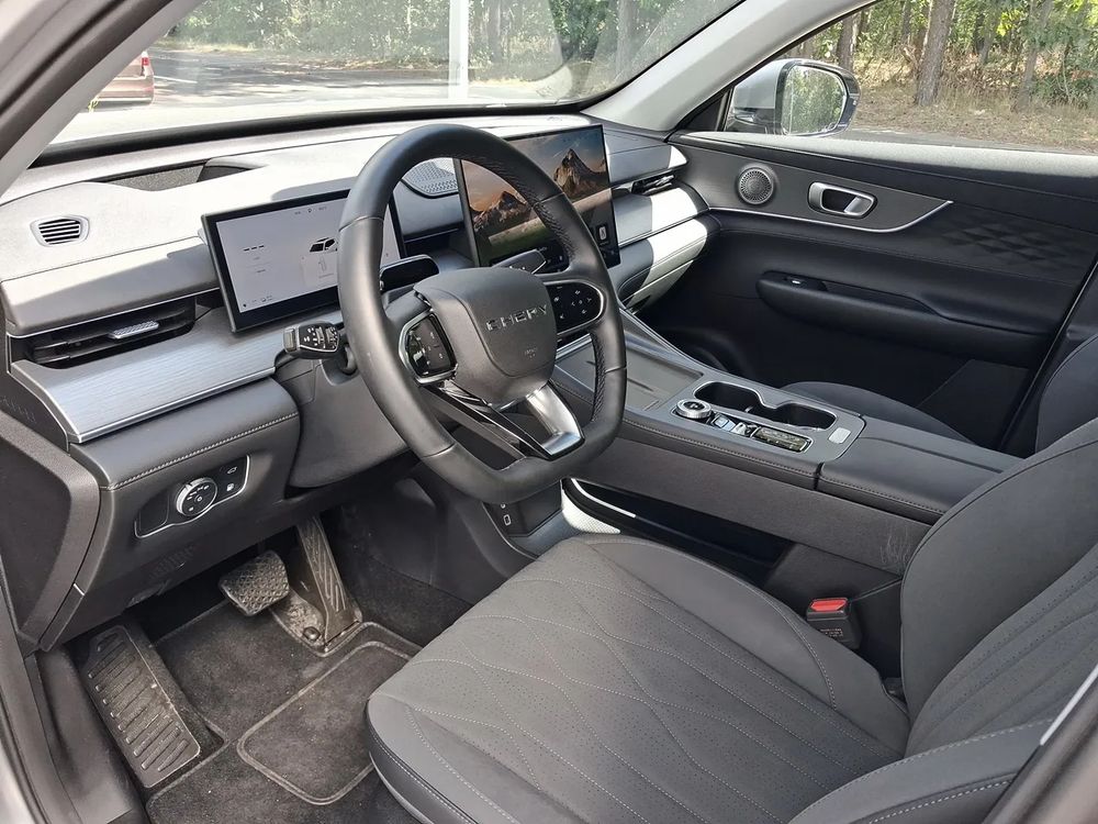 chery tiggo-8