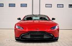 Aston Martin Vantage - 10