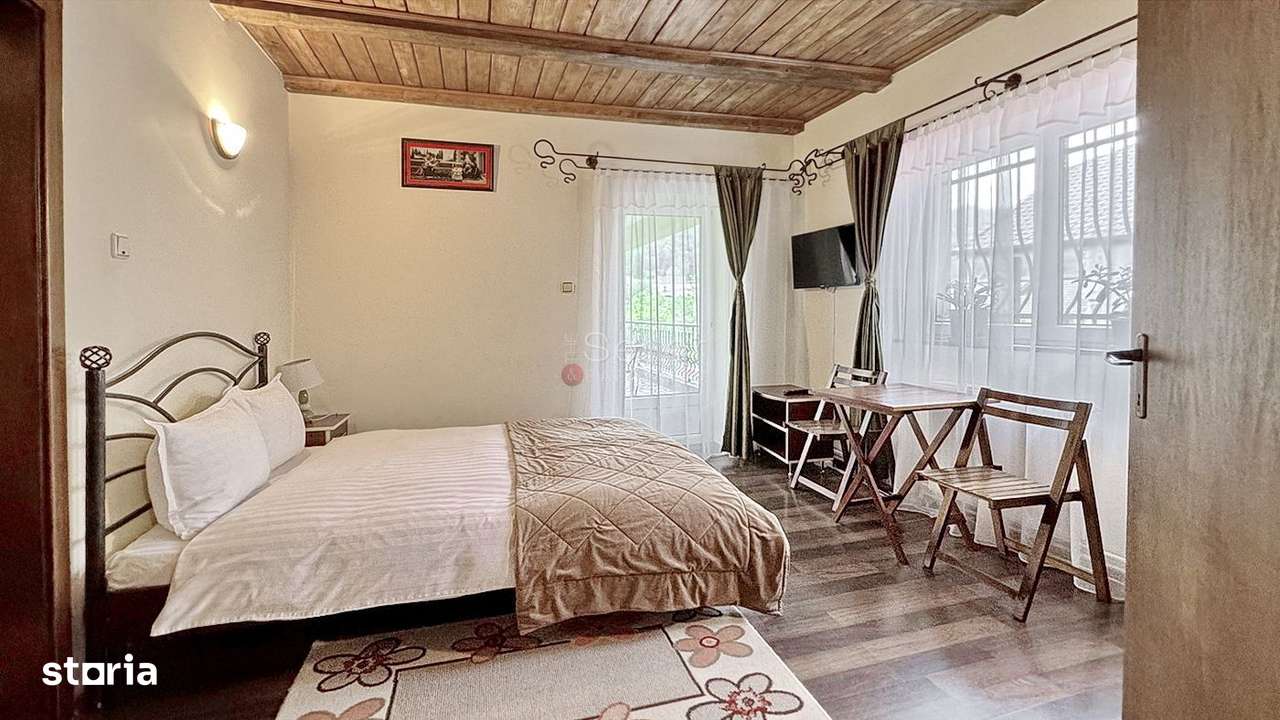 Casa De Vanzare Langa Padure - Imagine principală: 2/20