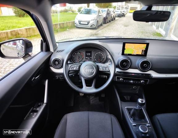 Audi Q2 30 TDI Design - 18