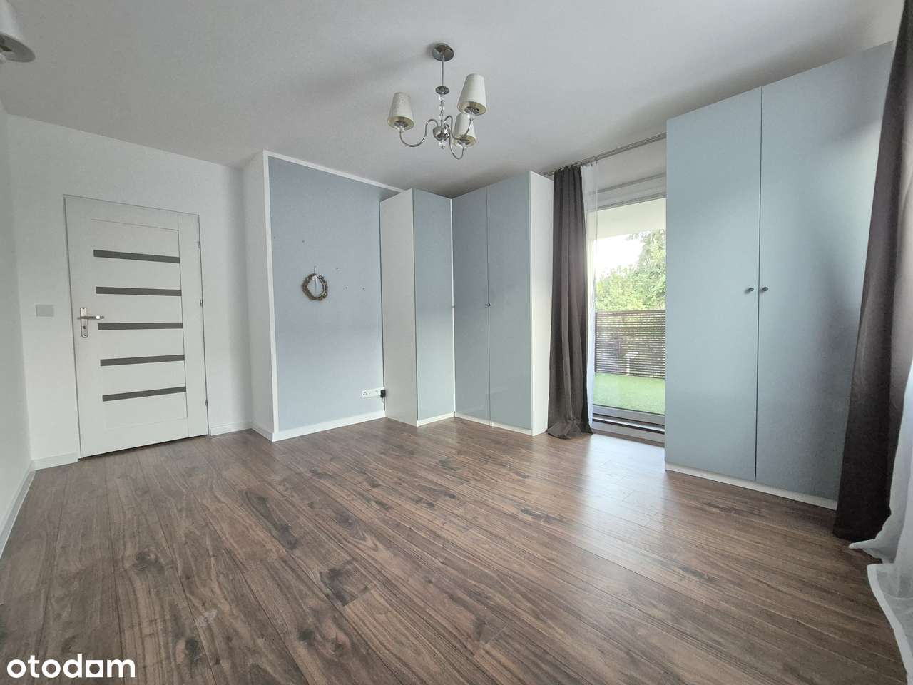 Przestronne i słoneczne mieszkanie! 20min kolejką do Centrum Warszawy!-8