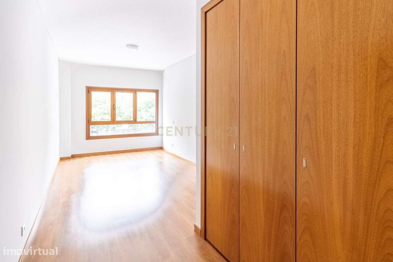 Apartamento  T3 em Odivelas, Lisboa com Vista Cidade - Grande imagem: 4/34