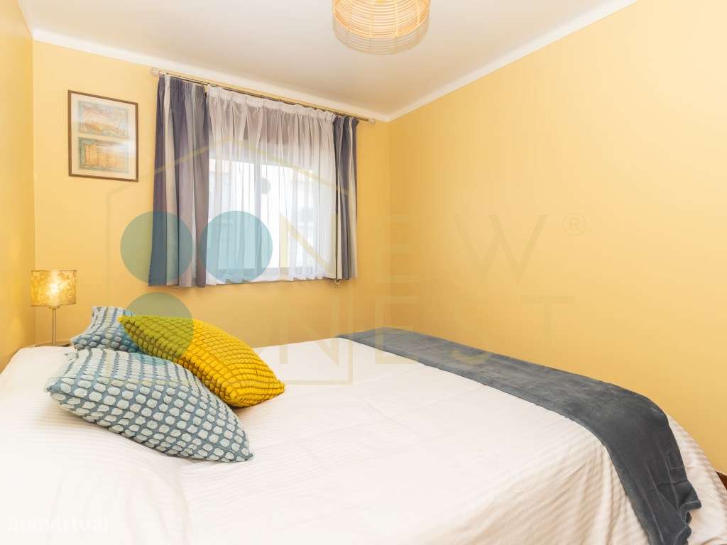 Apartamento T2 em Vila Maria - Semi-Renovado e Mobilado-21