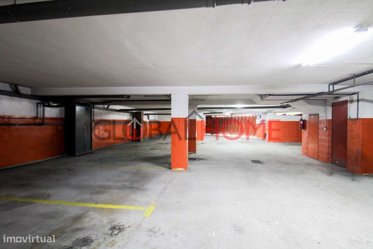 Apartamento T2+1 Renovado em Ermesinde-38