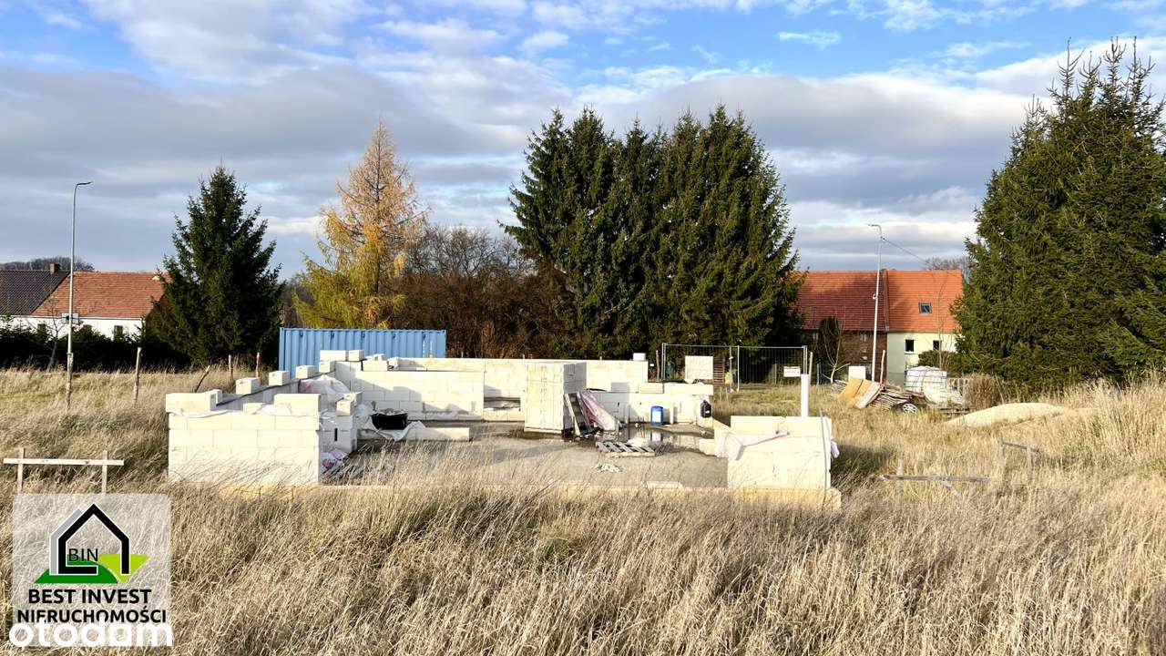 Działka z rozpoczętą budową domu dla rodziny-18