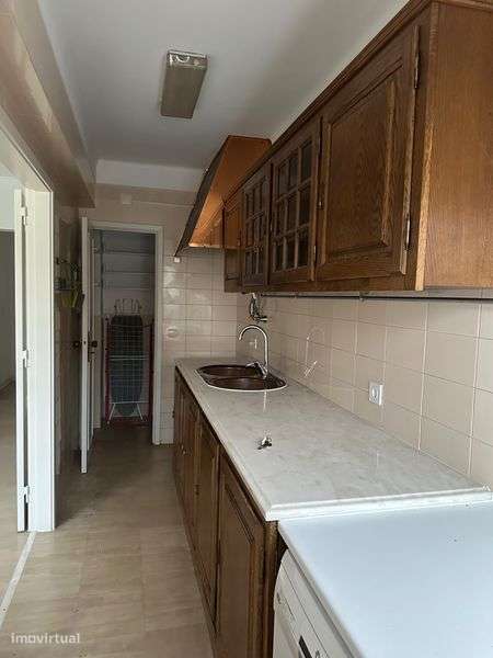 T1 Próximo Igreja Benfica - Grande imagem: 5/7