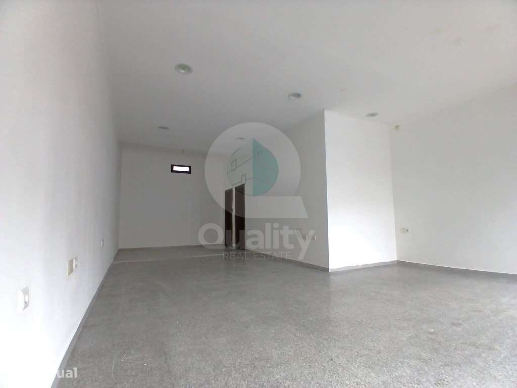 Estabelecimento comercial numa zona Privilegiada do Barreiro - Grande imagem: 4/10