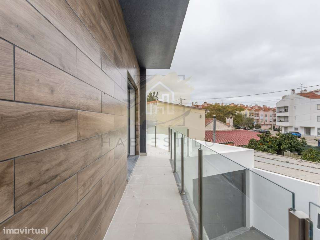 Moradia V4 nova com piscina-39