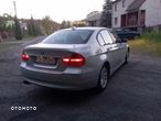 BMW Seria 3 320i - 5