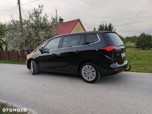 Opel Zafira - 8