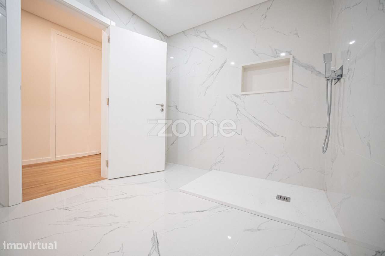 Moradia T3 com 6 assoalhadas, nova, no Alto dos Gaios - Estoril-18